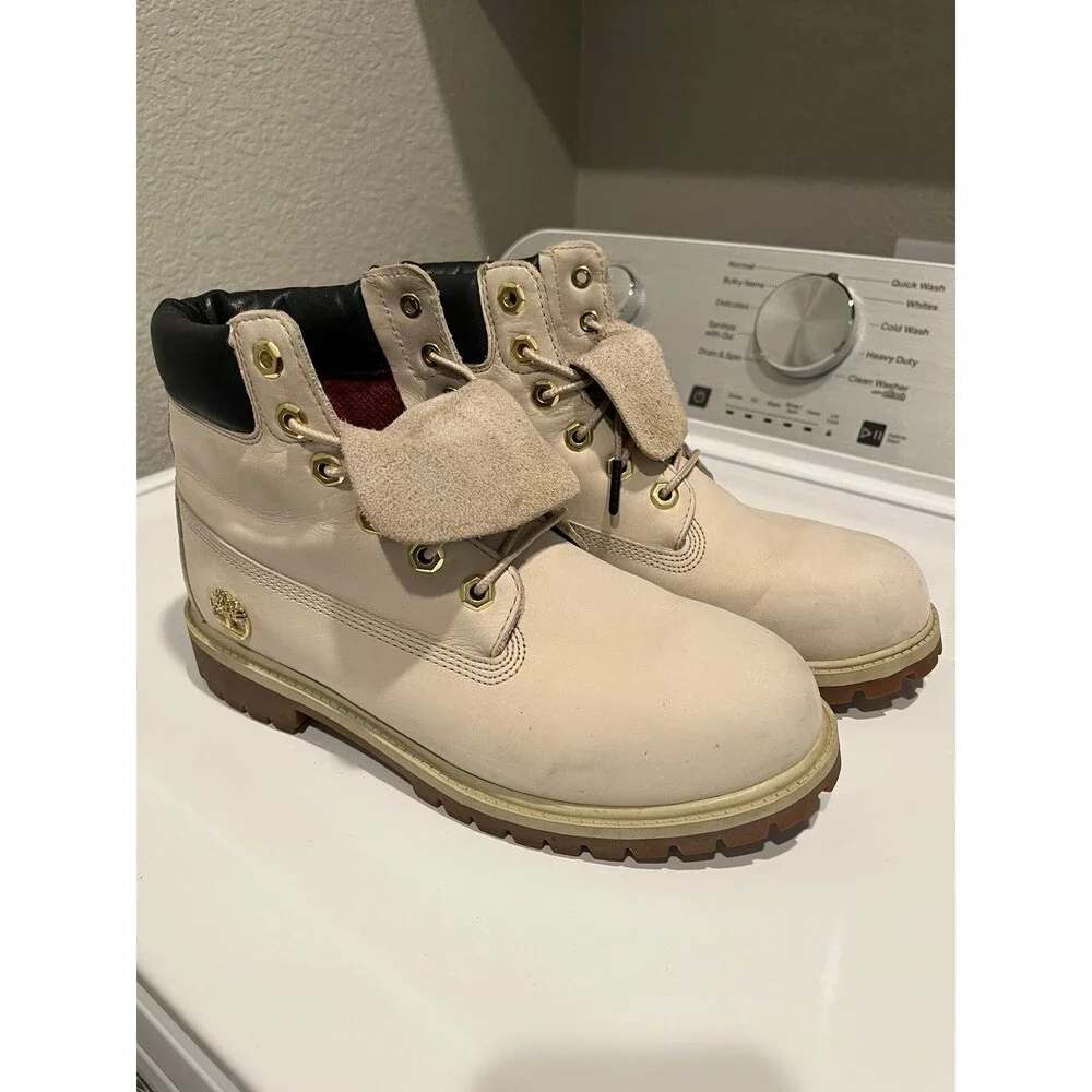 Timberland 6-Inch Premium Waterproof Boots – Boys 6.5 / Women’s 8.5 – Light Beig